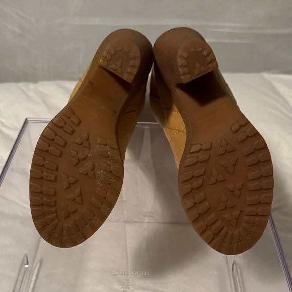 Tan Knee-High Leather Boots - Picture 6 of 10